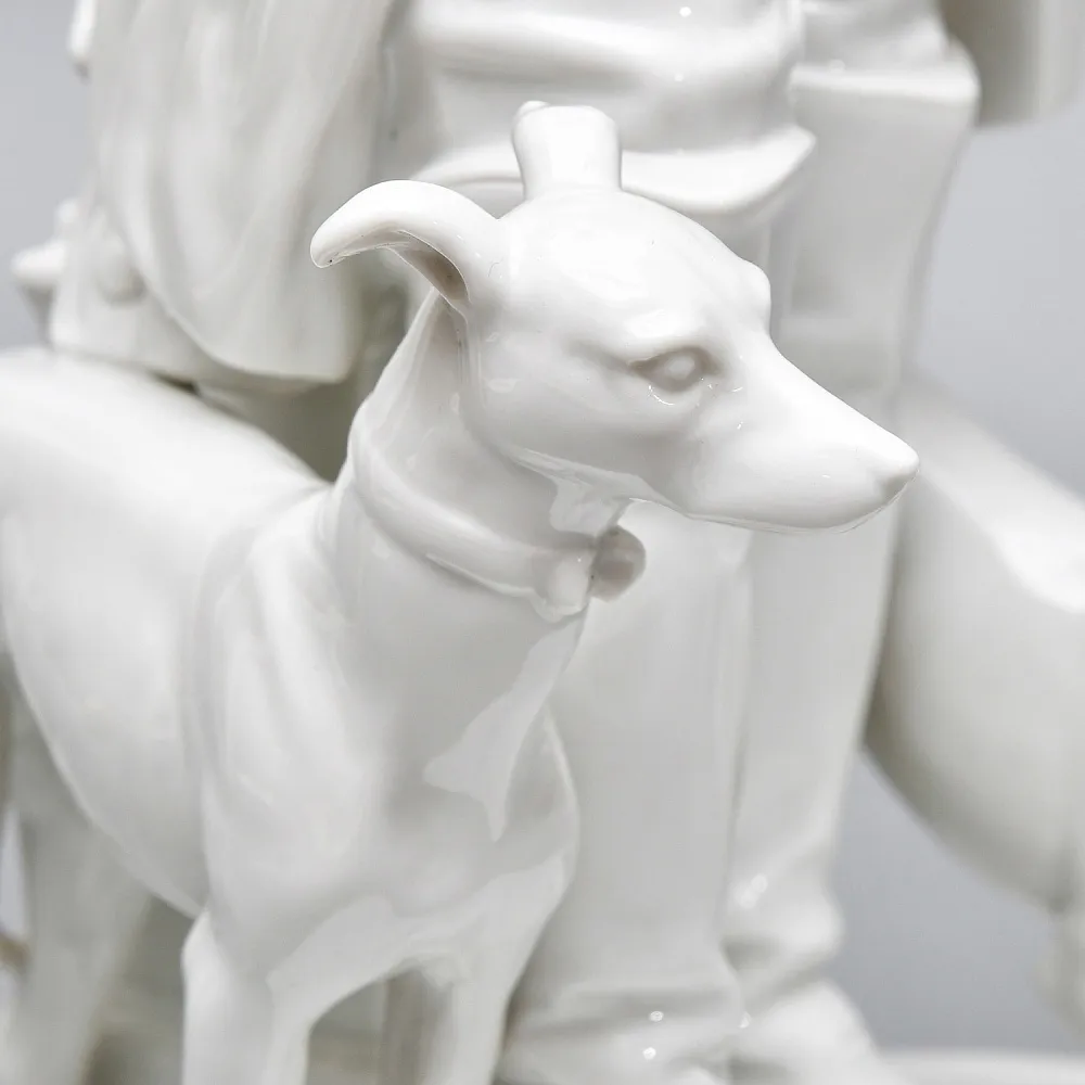 Антикварная Фарфоровая статуэтка «Старый Фриц. Король Пруссии Фридрих II с собаками»,  Volkstedt Германия.