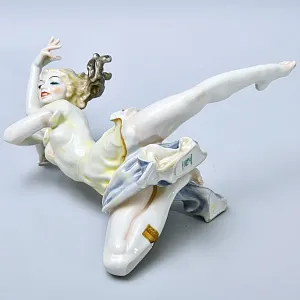 Авторская Коллекционная Статуэтка «ТАНЦОВЩИЦА - ТАНЕЦ», фарфор Hutschenreuther, Германия 1955-1968 годы.