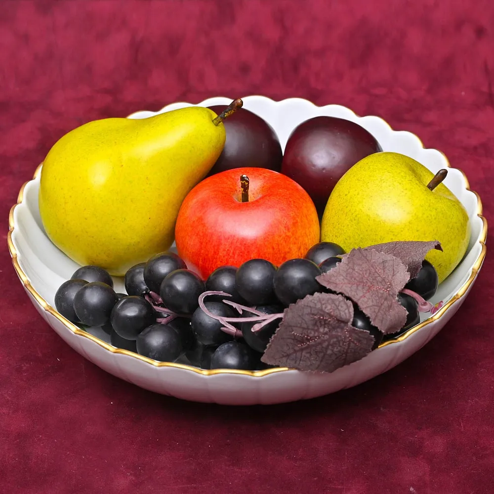 Сервировочная Тарелка - Блюдо - Сухарница  из коллекции BLUMEN, Фарфор MEISSEN Германия, 1974 год.