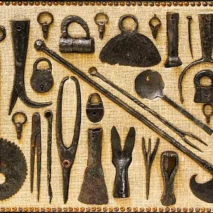 Настенное Коллекционное Панно - Картина «Старинная Кухонная и Домашняя утварь». Россия XIX век.