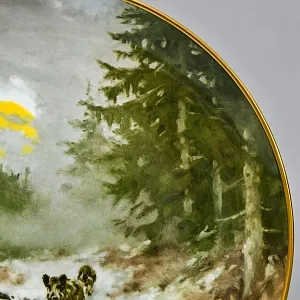 Коллекционная Фарфоровая Тарелка - Блюдо «Дикая Природа. Семья кабанов зимой»  KAISER Германия.