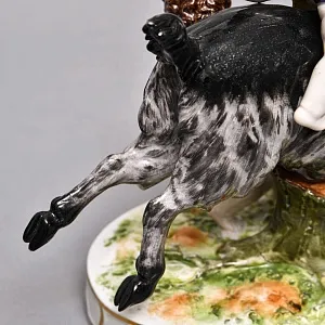  Антикварная Фарфоровая статуэтка «Три путти, играющие с козлом», Ludwigsburg Германия, 1919 - 1927 гг.