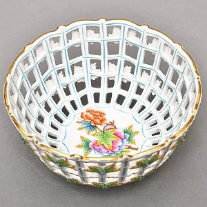 Фарфоровая Сухарница - Конфетница «Королева Виктория», HEREND Венгрия, вторая половина ХХ века.