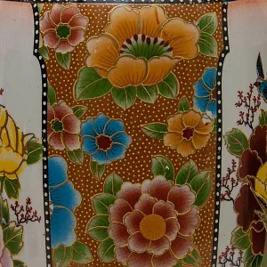 Ваза «Королевские фазаны» технике Мориаж Н-36 см., Фарфор, Китай, 70 -е годы ХХ века.