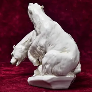 Антикварная Фарфоровая Статуэтка «БЕЛЫЕ МЕДВЕДИ», Karl Ens / Карл Энс, первая половина ХХ века.
