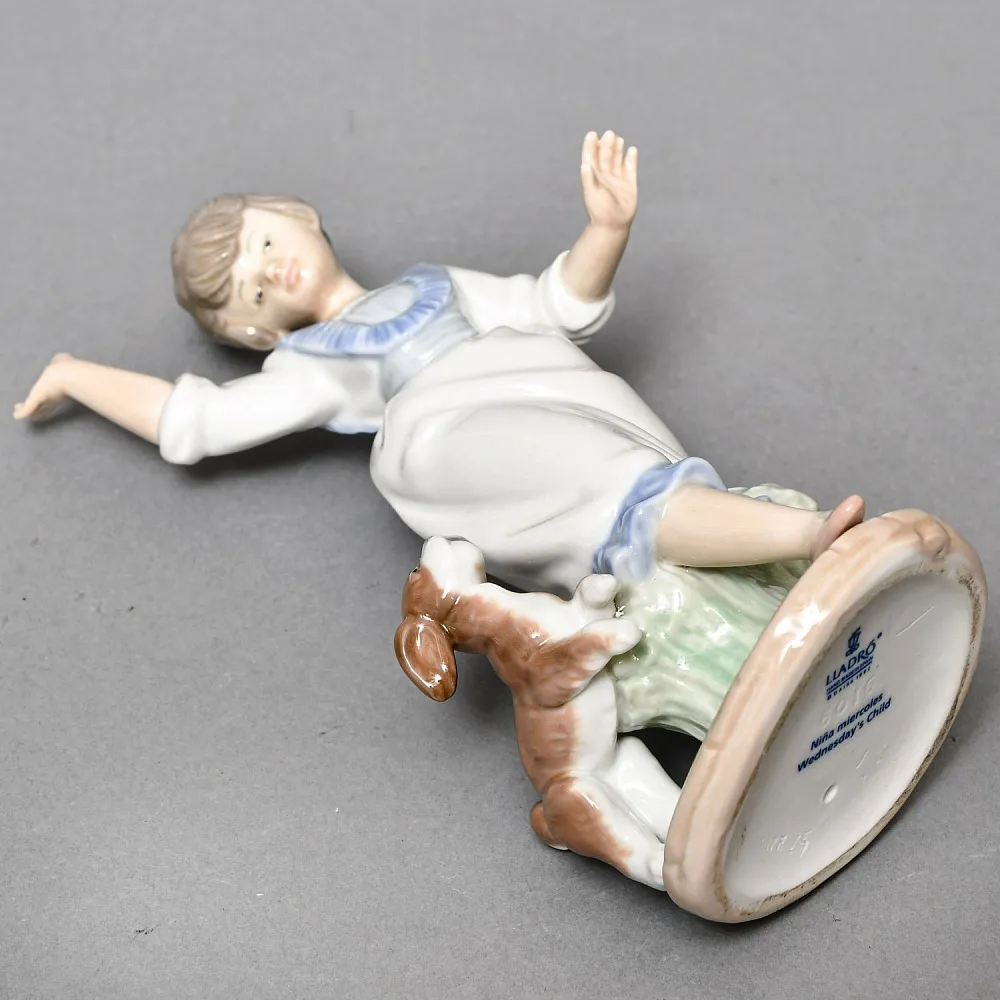 Коллекционная Фарфоровая статуэтка «Девочка с щенком», Lladro Испания, 1993 - 1997 годы. 