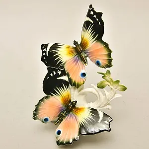 Коллекционная Фарфоровая статуэтка «Две бабочки», Karl Ens Германия, 50-е годы ХХ века.