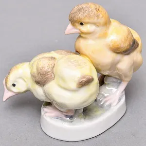 Коллекционная Фарфоровая статуэтка «Два Цыплёнка», Карл Энс / Karl Ens Германия, 30-е гг. ХХ века.