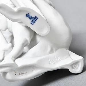 Редкая!!! Коллекционная Фарфоровая Статуэтка «Отец и Сын», Kaiser, Германия -1979 год.