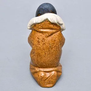 Фарфоровая Статуэтка «Девочка эскимос. Арктическая зима», Грес Lladro, Испания.