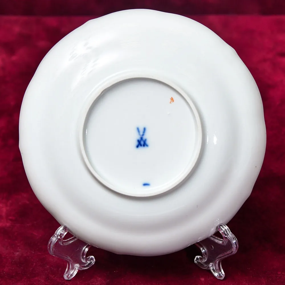 Чайная фарфоровая пара+Тарелка (Тройка) серии BLUME Фарфор MEISSEN / МЕЙСЕН Германия.