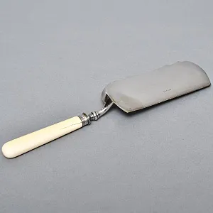 Антикварная Лопатка или Совочек для уборки крошек со стола. SHEFFIELD, Англия.