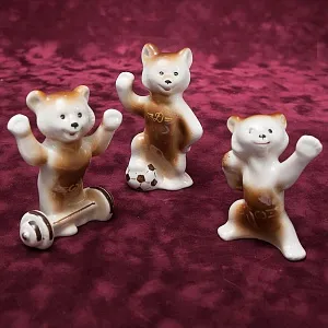 Коллекционный Триптих - Фарфоровые Статуэтки «Мишки - Олимпийцы», СССР Полонне ЗХК. 