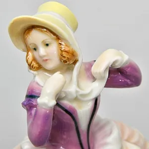 Редкость! Винтажная Фарфоровая Статуэтка «Девушка в шляпке», Karl Ens Германия, первая половина ХХ в.