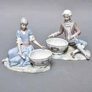 Парные Фарфоровые статуэтки - подставки для ювелирных украшений «Дама и кавалер», Lladro Испания. 