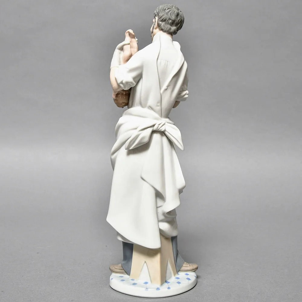 Редкая! Большая Коллекционная Фарфоровая Статуэтка «Врач Акушер» Lladro, Испания -1971 год.