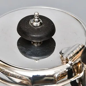 Винтажный Металлический Кофейник - Чайник на ножках 1 л. Silverplate, Англия - середина ХХ века.