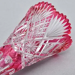 Небольшая Хрустальная Ваза - Бокал Розового цвета, VAL SAINT LAMBERT Бельгия.