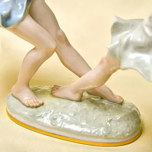 Авторская Коллекционная Статуэтка «ПОДРУГИ. ТАНЕЦ», фарфор Hutschenreuther, Германия 1955-1968 годы. 