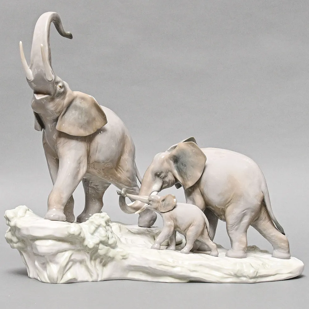 Редкая Коллекционная Фарфоровая Статуэтка «Слоны - Семья», Lladro, Испания -1977 год.