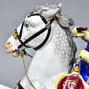 Антикварная Фарфоровая статуэтка «Старый Фриц. Король Пруссии Фридрих II на коне», SITZENDORF Германия.