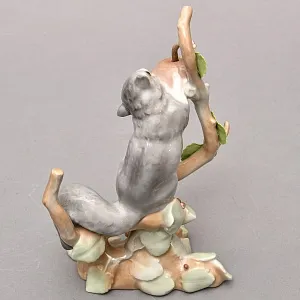 Коллекционная Фарфоровая статуэтка «Белка. Соня», Lladro / Лядро Испания.