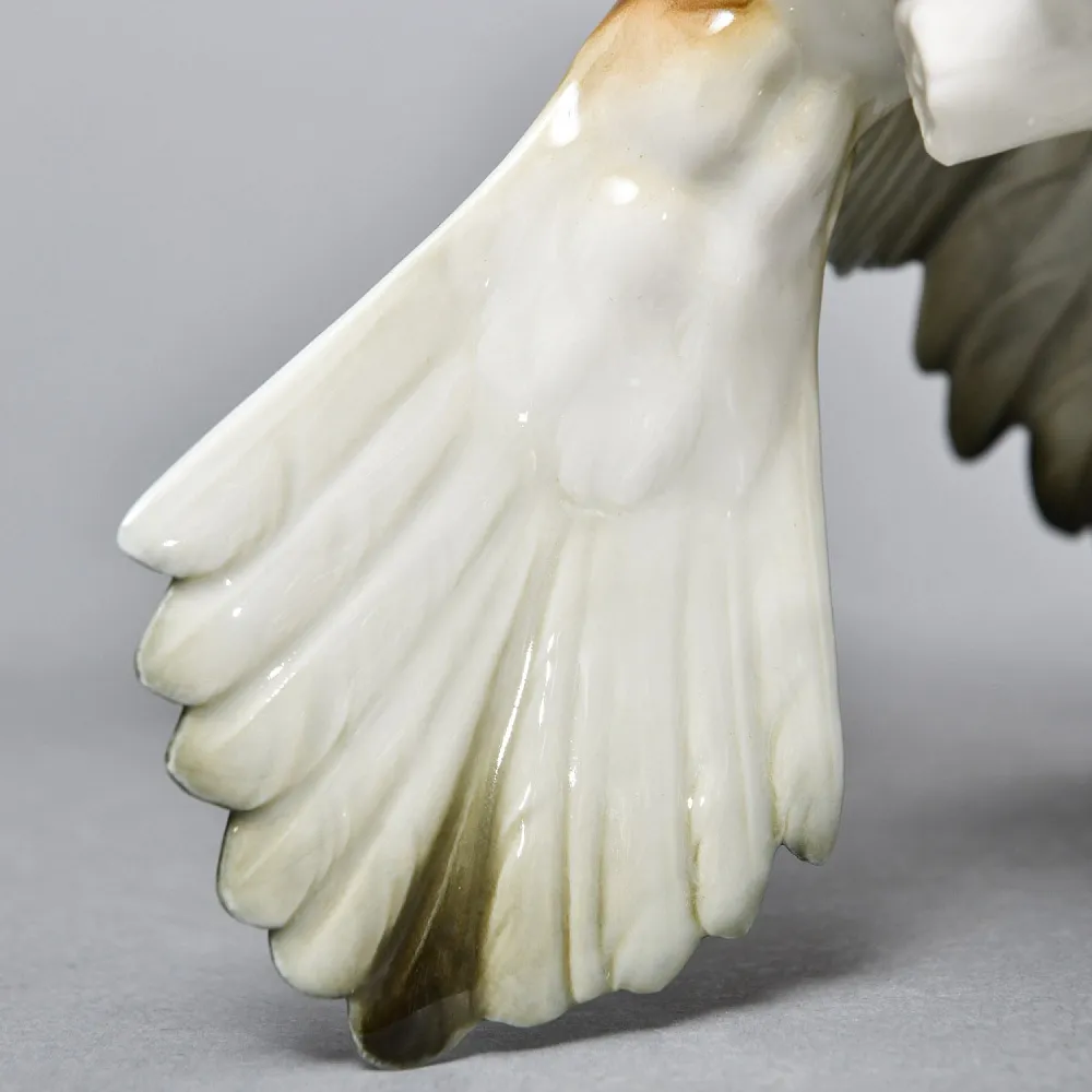 Коллекционная Фарфоровая статуэтка «Птица. Взлетающая Сойка», Hutschenreuther Германия.