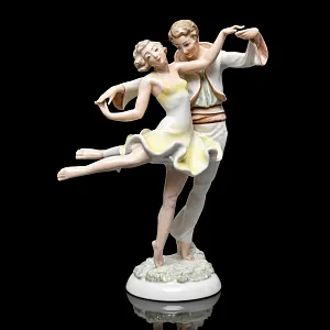 Коллекционная Фарфоровая статуэтка «Танец в стиле Модерн», Hutschenreuther Германия, 1946 - 1948 годы. 