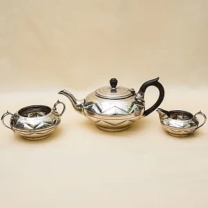 Набор для подачи Чая, АРТ ДЕКО, Silverplate William Hutton&Sons Англия, начало ХХ века.