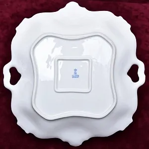 Сервировочное Фарфоровое Блюдо -Тарелка с ручками, KAISER Porzellan Германия, конец ХХ века.