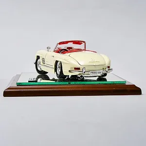 Коллекционная Металлическая Модель «Автомобиль - Mercedes-Benz 300 SL Cabriolet» Германия.