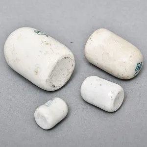 Редкость! Антикварный Набор фарфоровых гирь разновесов (100-50-20-10гр.) - СССР - 20 гг.