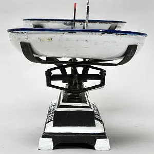 Антикварные Чугунные Кухонные весы с чашками FОRCE на 5кг. Франция начало ХХ века!