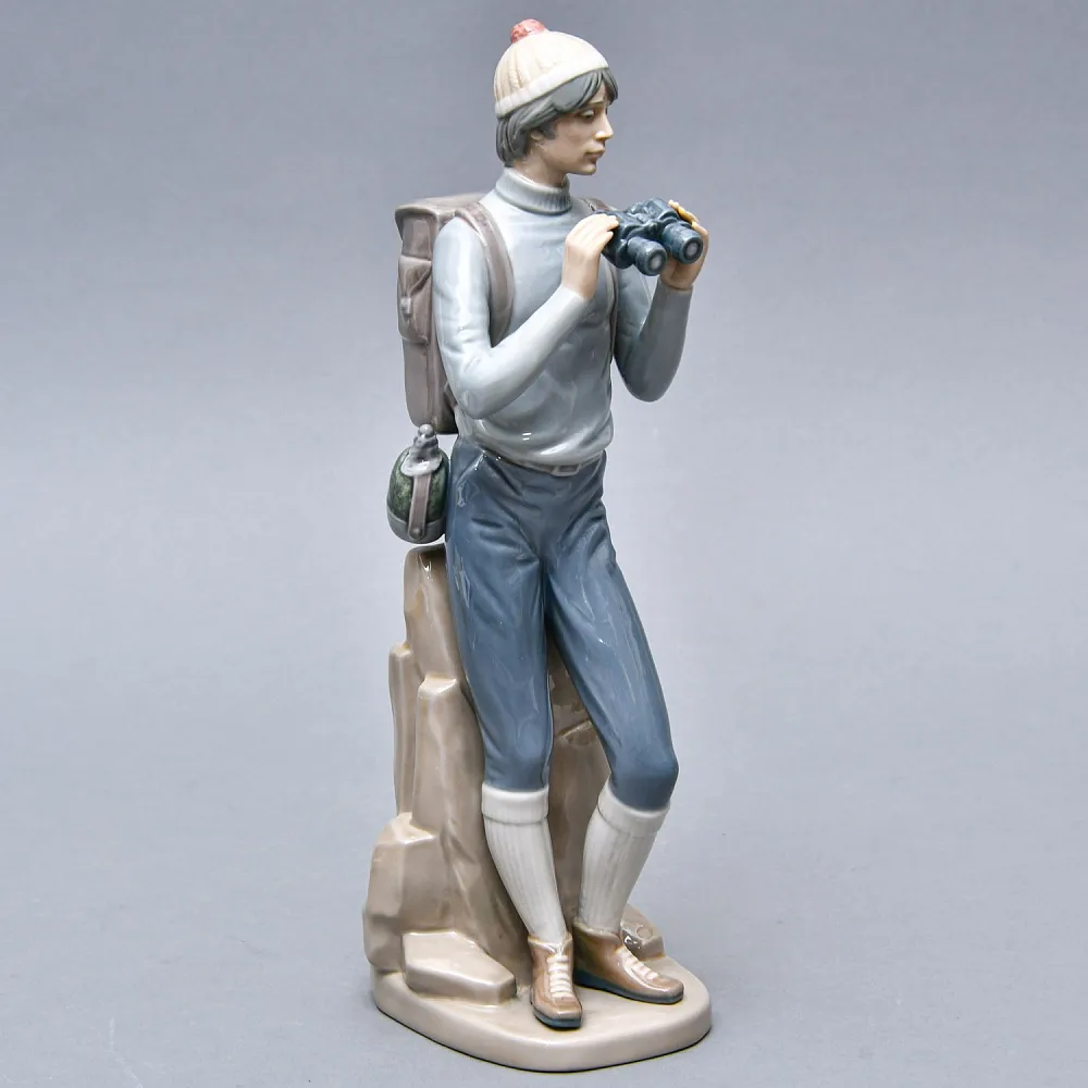 Коллекционная Фарфоровая статуэтка «ПУТЕШЕСТВЕННИК», Lladro / Лядро Испания.