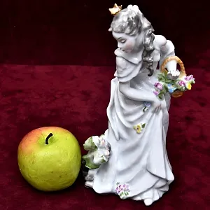 Редкость!!! Авторская Фарфоровая статуэтка «ПРИНЦЕССА И ГНОМ», ROSENTHAL Германия, 1974 - 1982 годы.