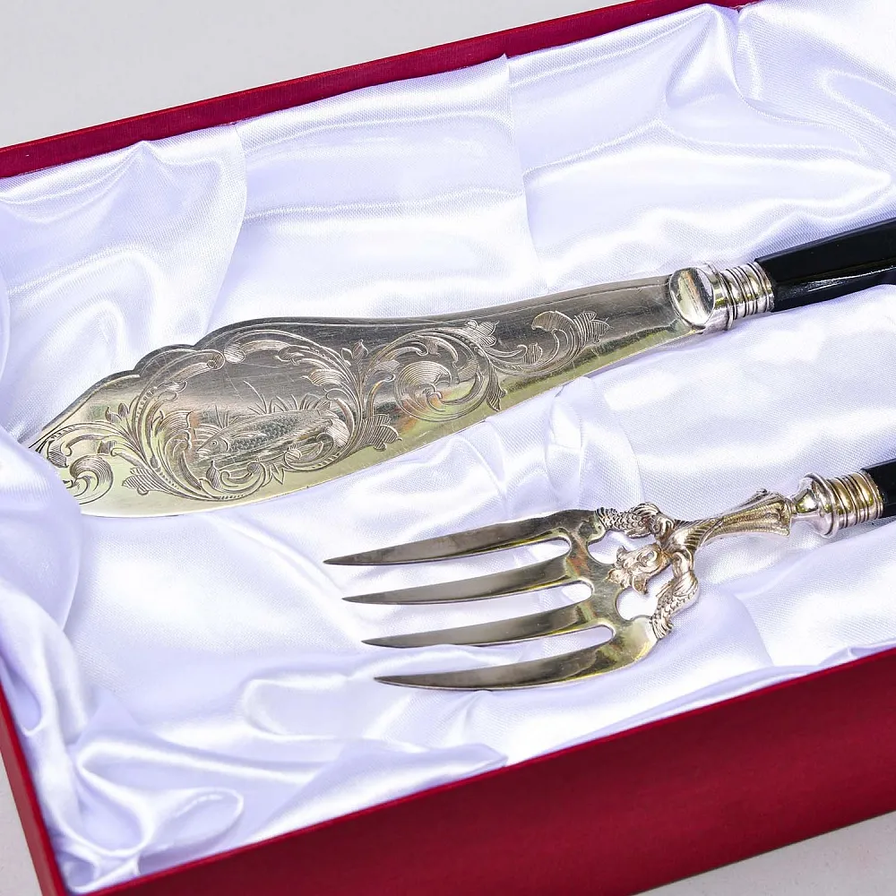 Винтажный Набор для Сервировки и подачи блюд Нож + Вилка, Silverplated Франция начало ХХ века.