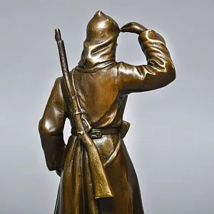Авторская Бронзовая Статуэтка «Красноармеец в дозоре», Россия конец ХХ - начало ХХI веков. 
