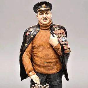 Коллекционная Авторская Статуэтка «Советский Исследователь Арктики - Папанин И.Д.», фарфор, Россия. 