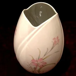 Коллекционная Фарфоровая Ваза «Розовые цветы» Arzberg, Германия 50-е годы ХХ века.