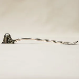 Винтажное Приспособление для Тушения Горящих Свечей «Гасильник - Тушитель», Silverplated SHEFFIELD Англия.