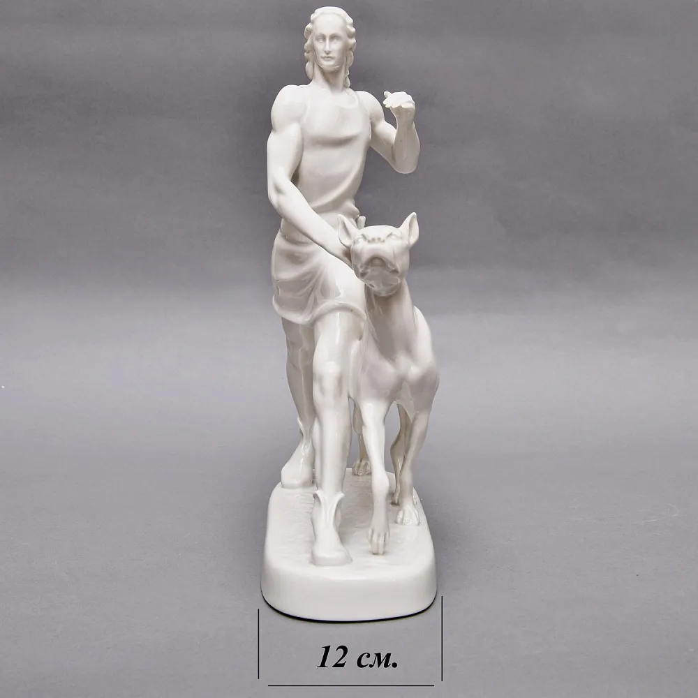 Антикварная Фаофоровая Статуэтка «Охотник с собакой», Wiener Porzellanmanufaktur Augarten, Австрия первая половина ХХ века.