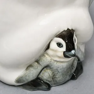 Большая Фарфоровая статуэтка Птицы - «ПИНГВИН С ПИНГВИНЕНКОМ», Hutschenreuther Германия.