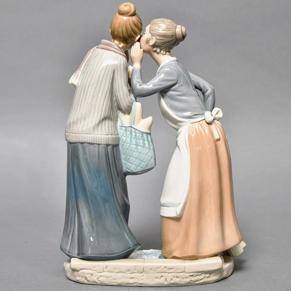  Коллекционная Фарфоровая статуэтка «Сплетницы», Lladro / Лядро Испания, 1978 - 1985 годы.