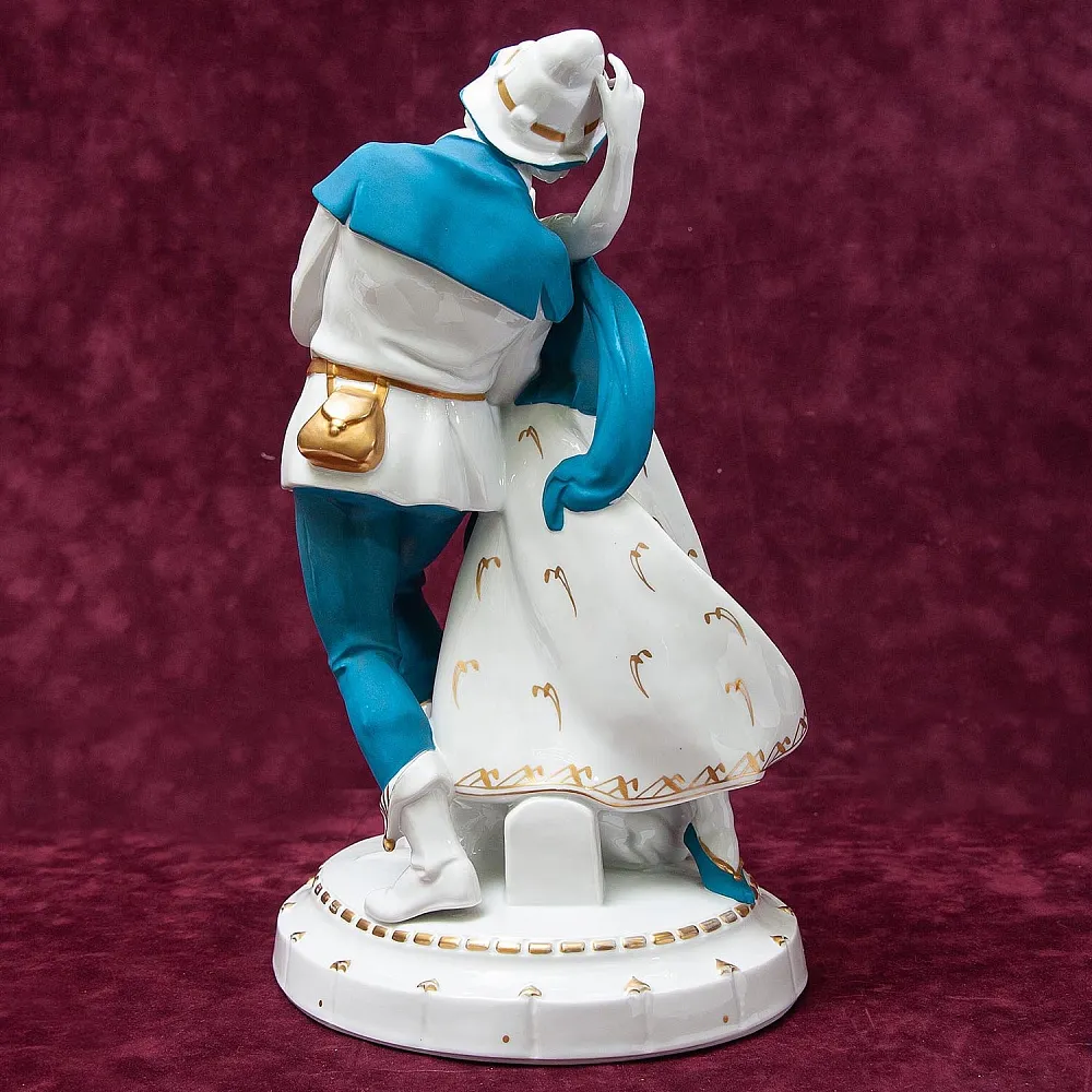 Большая Антикварная Фарфоровая Статуэтка «СЕЛЬСКИЙ ТАНЕЦ», HERTWIG Германия -1914 год.