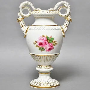 Редкость! Большая Фарфоровая ваза «Розовый куст», MEISSEN / МЕЙСЕН Германия, начало ХХ века.