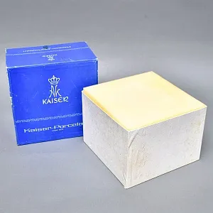 Редкая!!! Коллекционная Фарфоровая Статуэтка «Отец и Сын», Kaiser, Германия -1979 год.