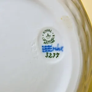 Фарфоровая Пепельница - Визитница - Мелочевница «РАК», Royal Copenhagen Дания, 1959 год.