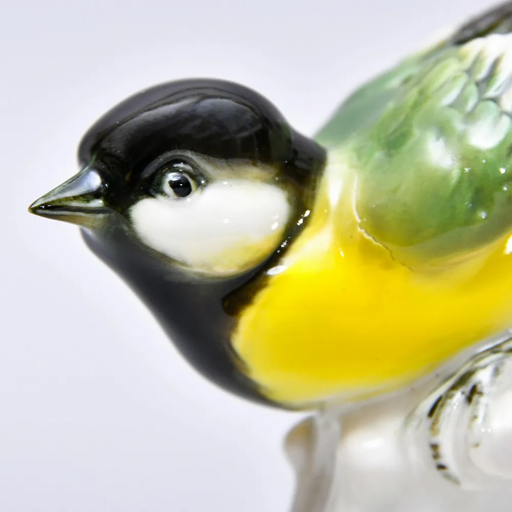 Коллекционная Фарфоровая статуэтка «Птица. Синица», VOLKSTEDTER Германия, середина ХХ века.