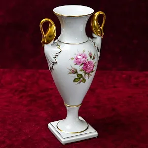 Коллекционная Ваза «Мускусная Роза», KAISER Porzellan, Германия, 1967 - 1970 годы.