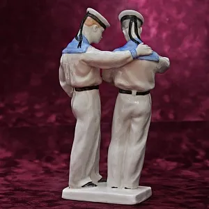 Знаковая Советская Фарфоровая Статуэтка «Нахимовцы» ЛФЗ СССР -1950-60 годы.